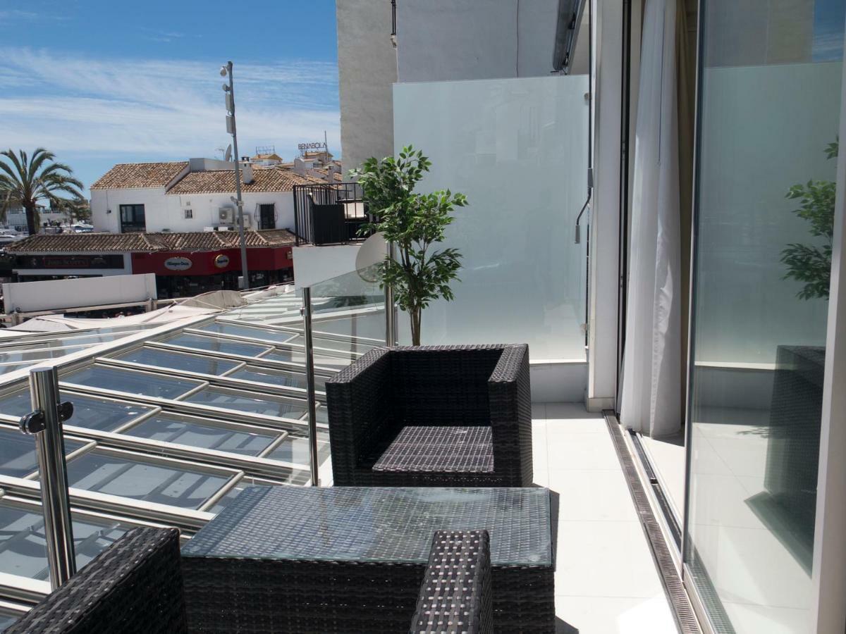 Ferienwohnung Front Port Line Sleeps 6 Marbella Exterior foto